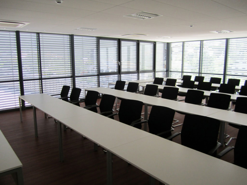 Capannone industriale in vendita Postal sala formazione