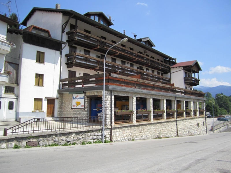 Supermercato vendita Enego VI Hypo Vorarlberg Immo Italia