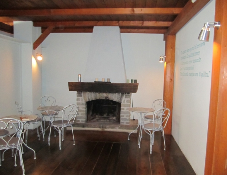 ristorante in vendita Varese dettagli camino