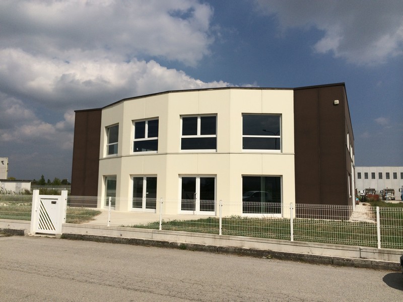 Capannone in vendita Ostellato FE Emilia Romagna Hypo Vorarlberg Immo Italia