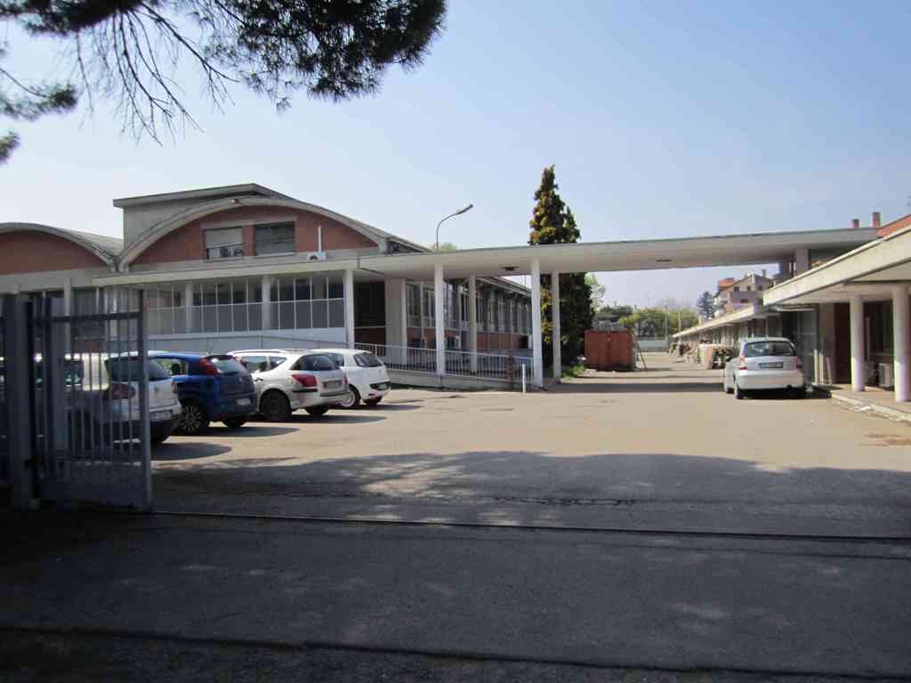 Capannne in vendita Tradate VA Lombardia Hypo Vorarlberg Immo Italia vista ingresso