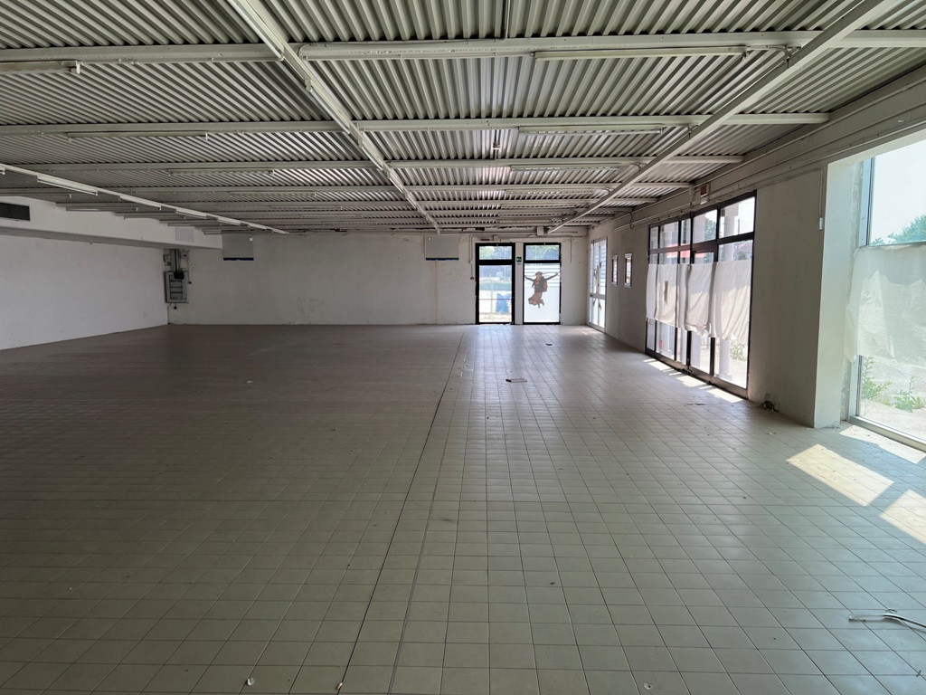 Negozio in vendita Borgo Veneto PD Veneto Hypo Vorarlberg Immo Italia
