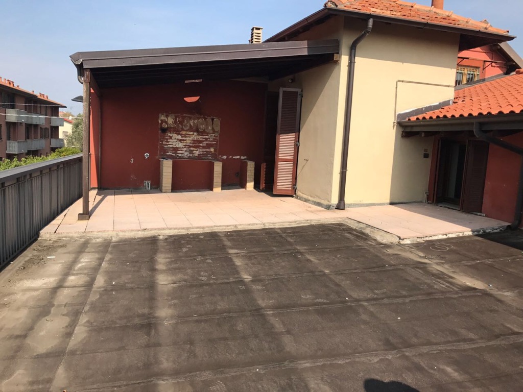 Capannone in vendita Tradate VA Lombardia Hypo Vorarlberg Immo Italia Srl terrazza