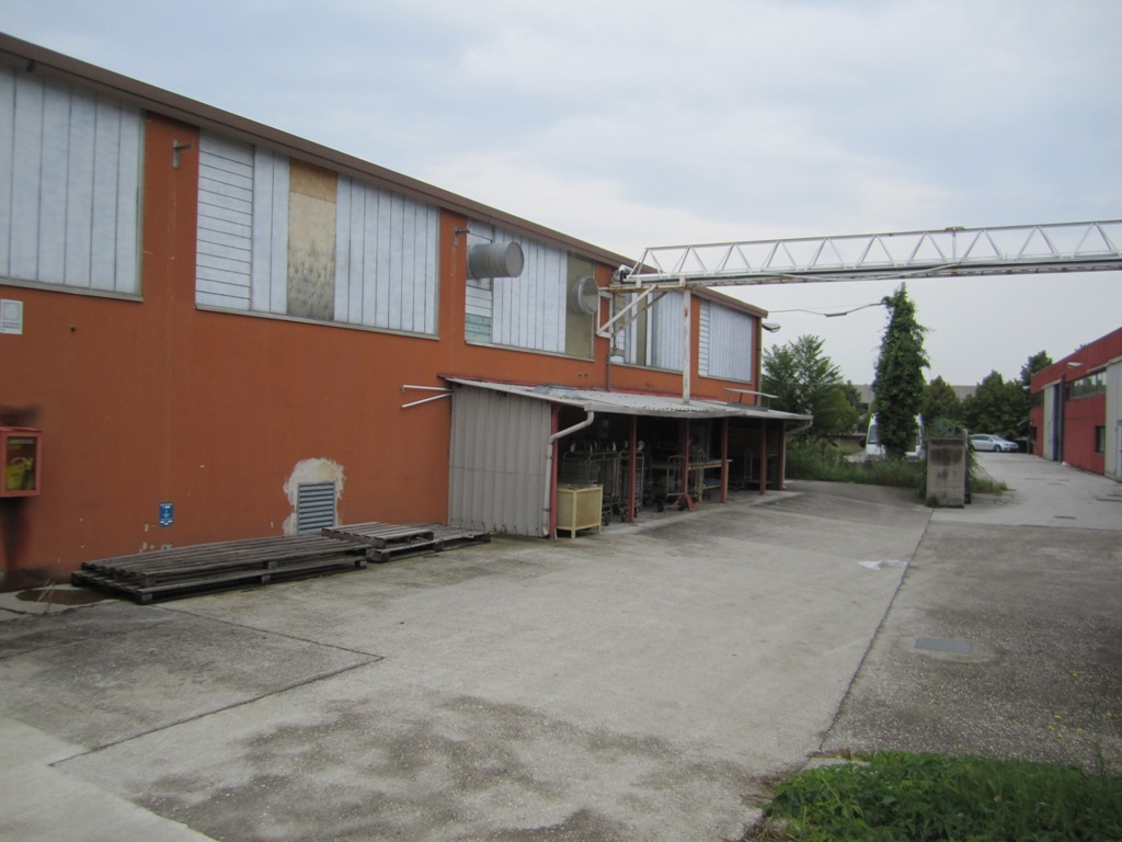 Magazzino in vendita San Giovanni al Natisone UD Friuli Venezia Giulia