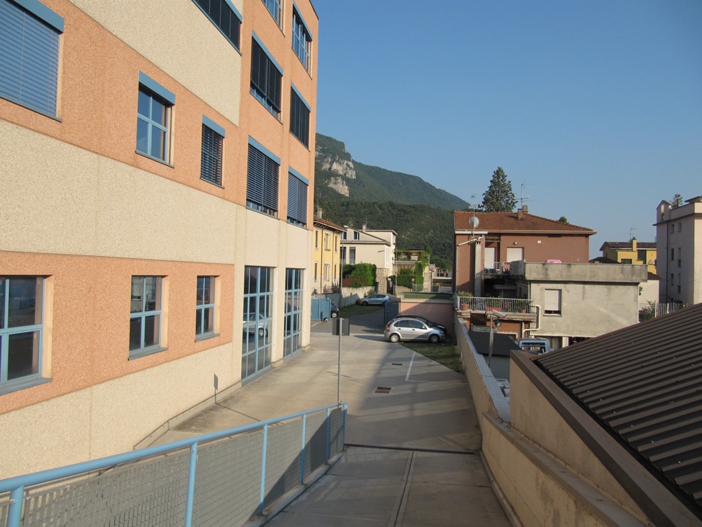 Ufficio in vendita Lecco LC Lombardia Hypo Vorarlberg Immo Italia rampa accesso